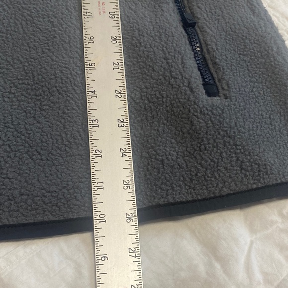 Eddie Bauer Charcoal Fleece Vest - Picture 7 of 8